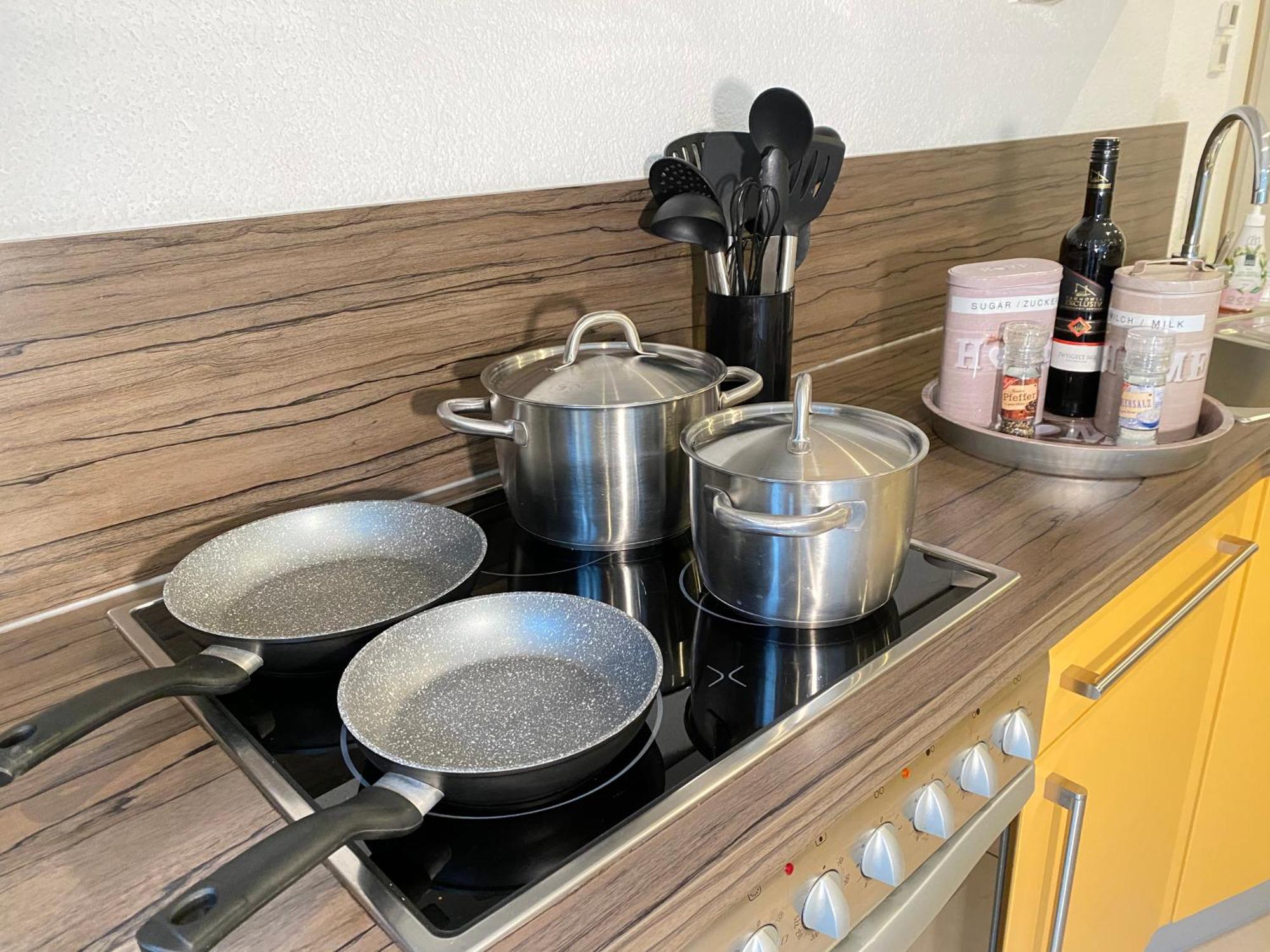 2 Zimmer Apartment, 70 Qm, Max 4 Pers, Private Terasse, 2 Parkplaetze, Internet 250 Mbit Gaertringen Екстер'єр фото