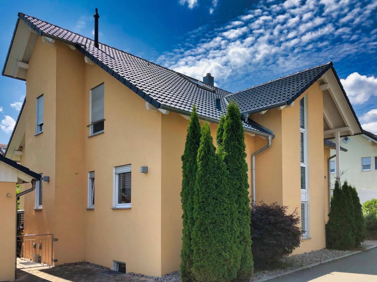 2 Zimmer Apartment, 70 Qm, Max 4 Pers, Private Terasse, 2 Parkplaetze, Internet 250 Mbit Gaertringen Екстер'єр фото